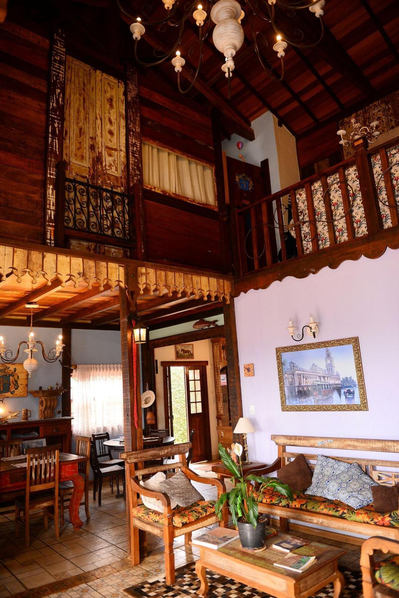 Pousada Residencia Balestra ทีราเดนเจส ภายนอก รูปภาพ