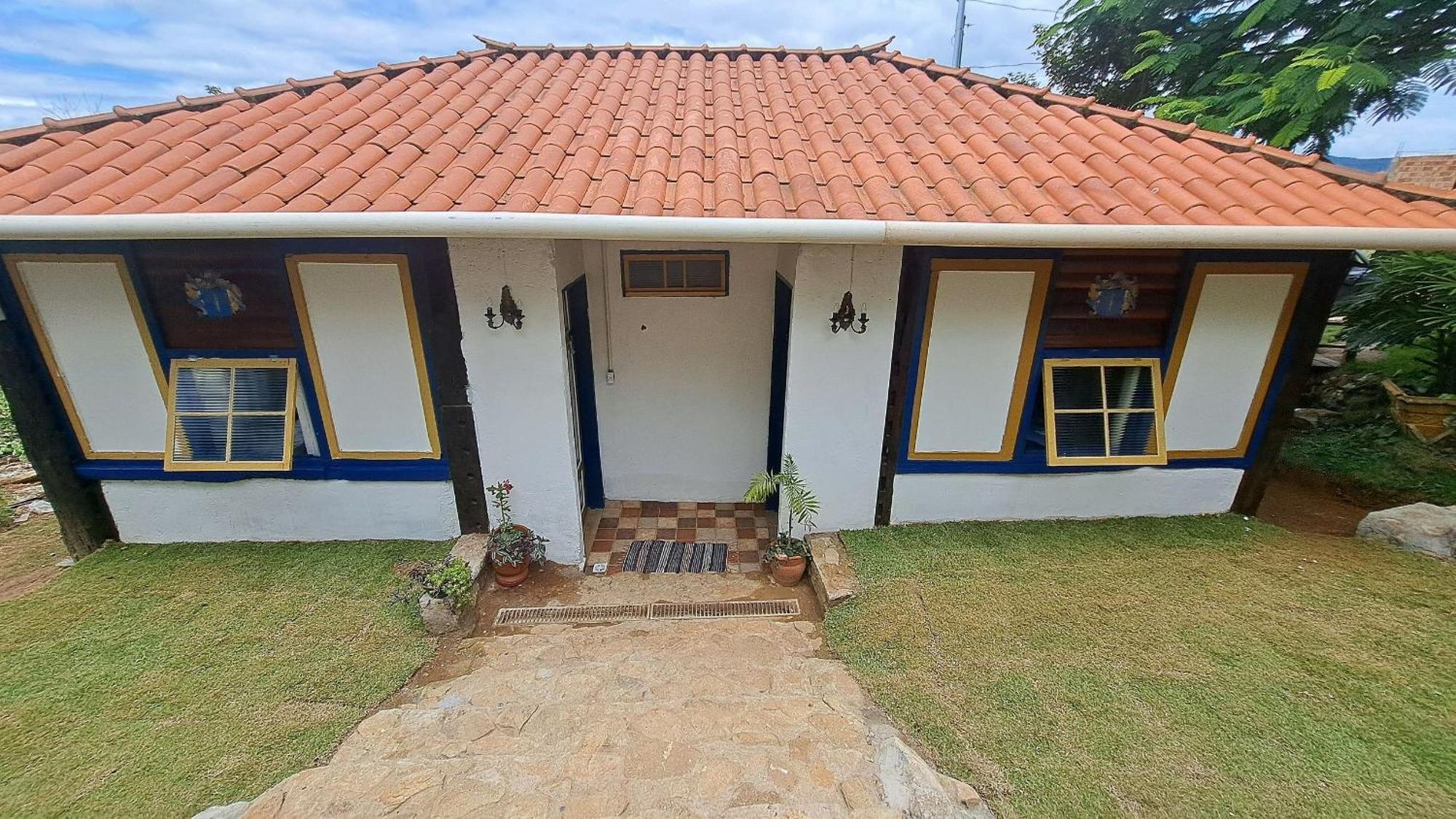 Pousada Residencia Balestra ทีราเดนเจส ภายนอก รูปภาพ